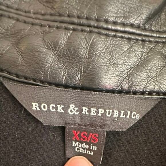 Rock & Republic Cape Poncho Wool Blend Black Cream Plaid Moto Style XS/S Y2K EC - Picture 5 of 10